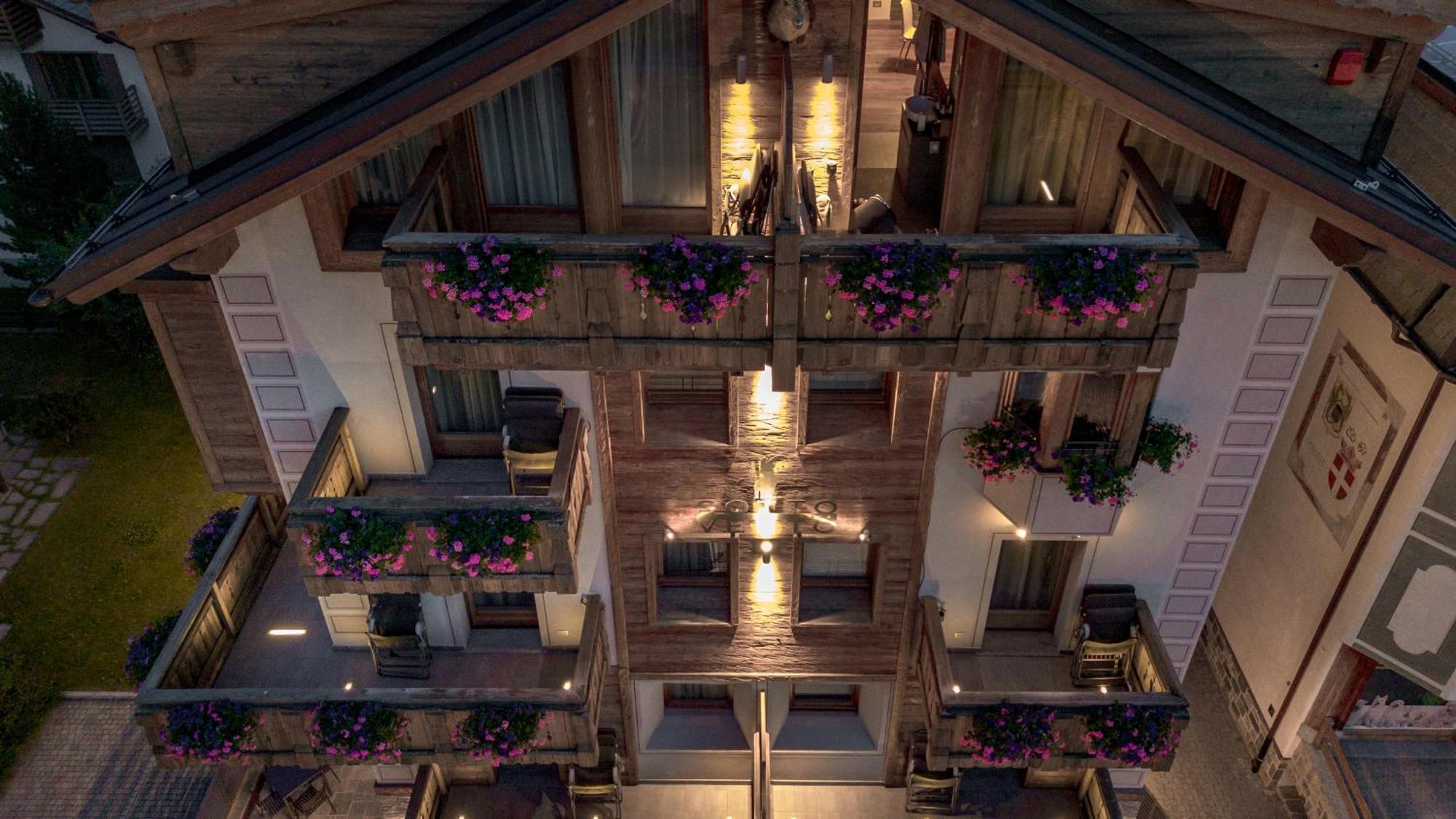 Sottovento Luxury Hospitality Hotel Bormio Bagian luar foto