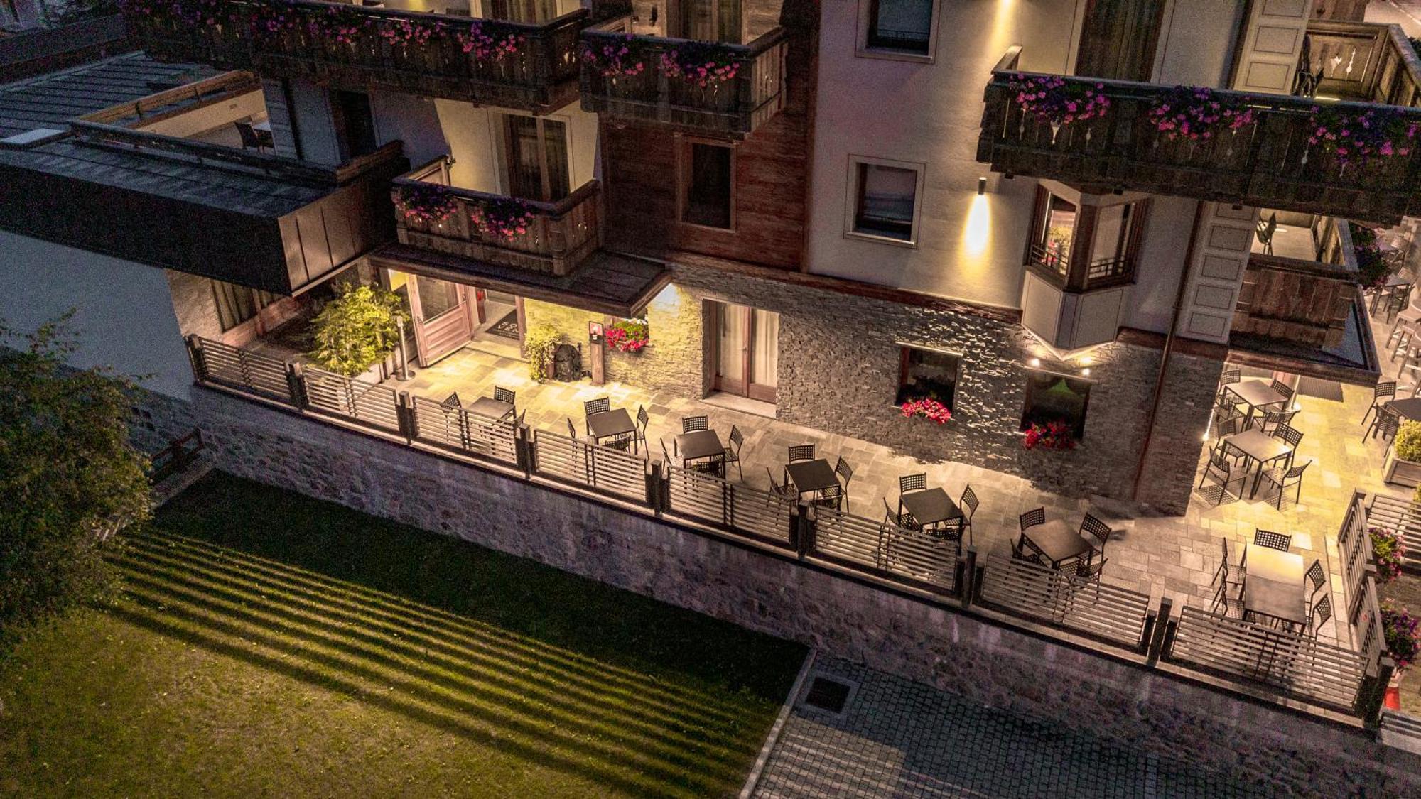 Sottovento Luxury Hospitality Hotel Bormio Bagian luar foto